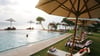 Zu wenige Liegen am Pool? Rechtlich gesehen kann das durchaus auch ein Reisemangel sein, etwa wenn der Veranstalter in der Leistungsbeschreibung die große Poollandschaft mit ihren zahlreichen Liegen hervorhebt.