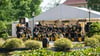 Der Fanfarenzug Wittenberg eröffnet das Park- und Heimatfest in Mühlanger. Eine Woche zuvor spielte er noch beim großen Festumzug von „Luthers Hochzeit“ in Wittenberg.