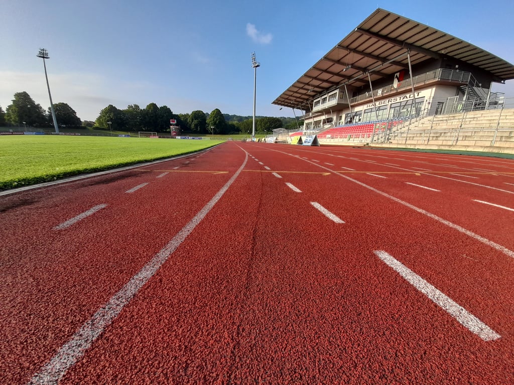 Das Friedensstadion ist Trainingsstätte der erfolgreichen Leichtathleten des VfB Germania Halberstadt.