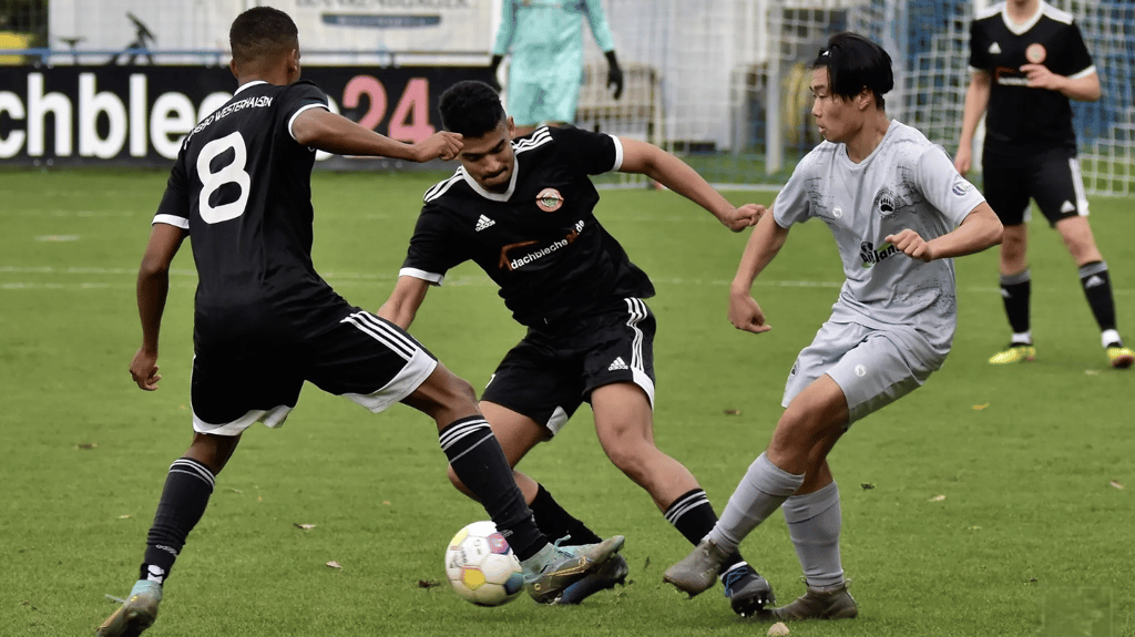 Sportlich hat der SV Westerhausen II den Klassenerhalt in der Landesklasse 3 geschafft, dennoch geht es künftig in der Harzoberliga weiter.