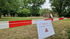 Große Teile der Würfelwiese und der Spielplatz wurden am Montag in Halle abgesperrt. 