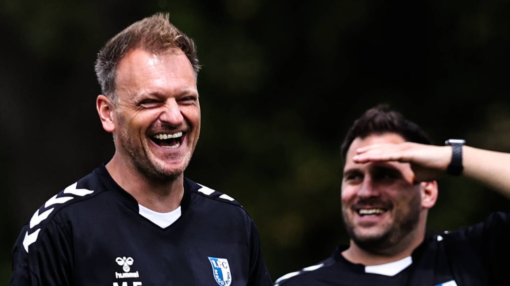 Ein Bild, das sehr schön das gute Verhältnis zwischen Markus Fiedler (l.) und<br>Saban Uzun zeigt.
