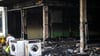 Nach dem tödlichen Brand geht die Polizei von einer vorsätzlichen Brandlegung aus und sucht Zeugen.