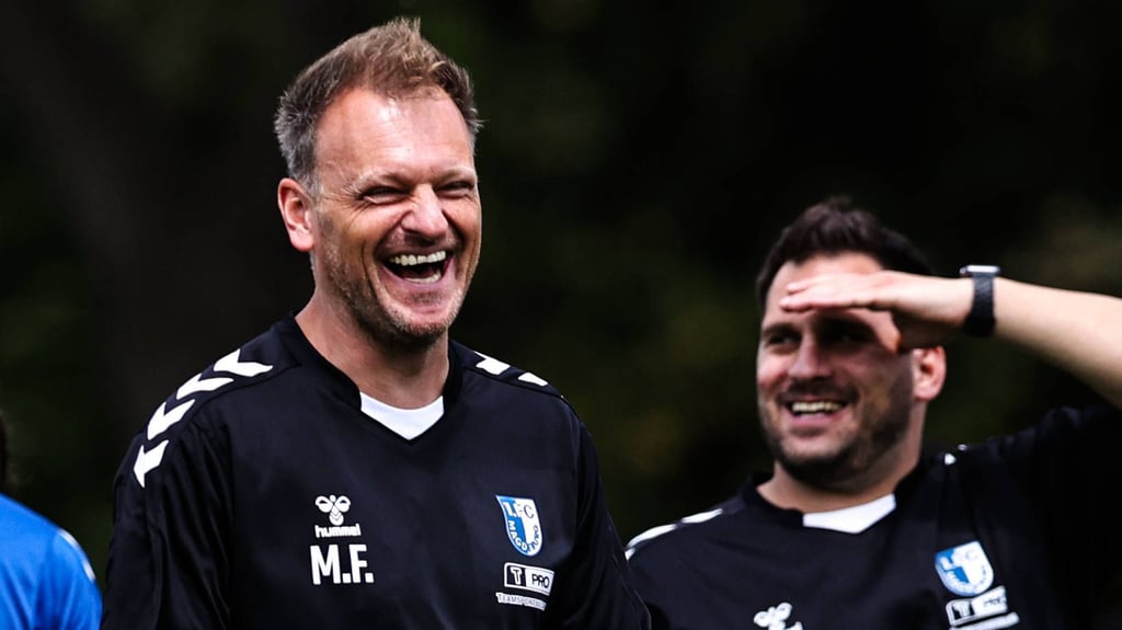 Ein Bild, das sehr schön das gute Verhältnis zwischen Markus Fiedler (l.) undSaban Uzun zeigt.