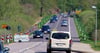 Trotz Sperrung gibt es immer wieder viel Verkehr in Möser, vor allem, wenn auf der Autobahn stockt.
