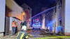 Ein dramatischer Einsatz hat die Feuerwehr und die Polizei in der vergangenen Woche in Atem gehalten: Ein Großbrand wurde in einem Wohnhaus an der Burgstraße gemeldet. Ein Nachbar hatte sofort den Notruf gewählt – eine Entscheidung, die Schlimmeres verhinderte.