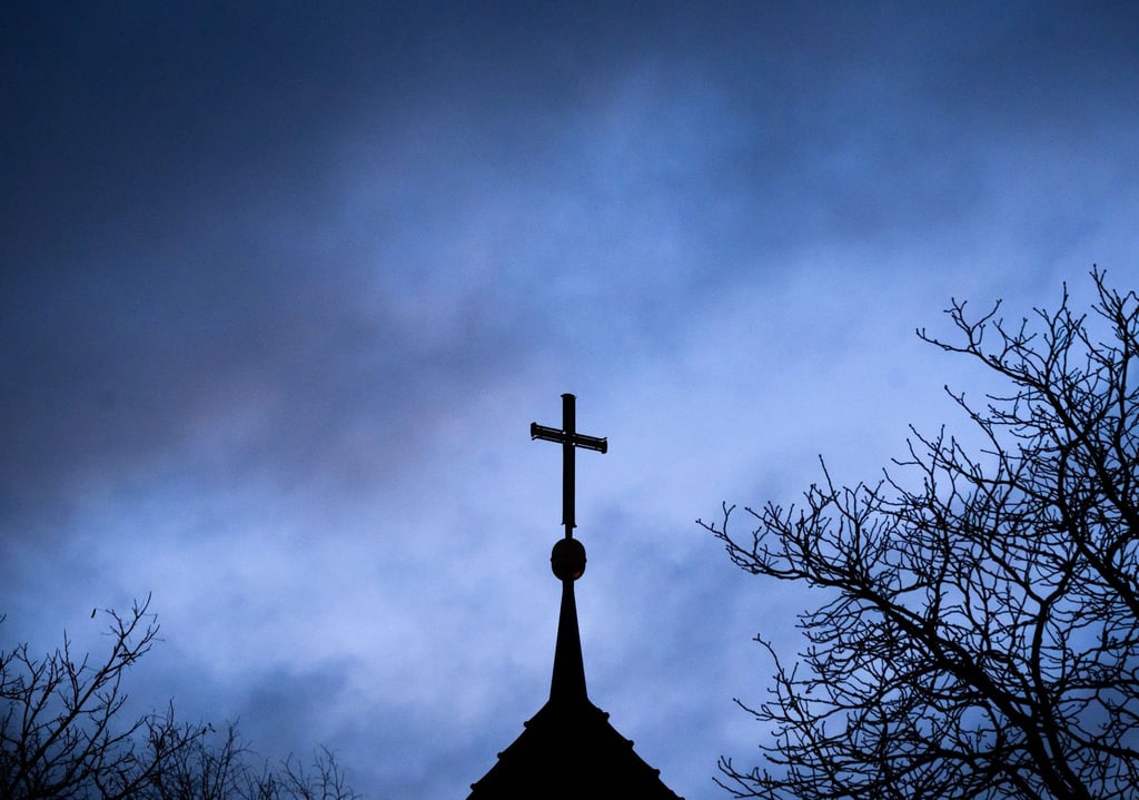 Ein 2011 gestorbener evangelischer Pastor wird als Missbrauchstäter beschuldigt. (Symbolbild)