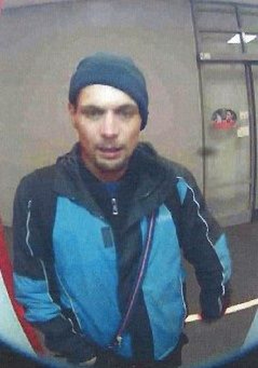 Wer kennt den mutmaßlichen Betrüger aus Halle?