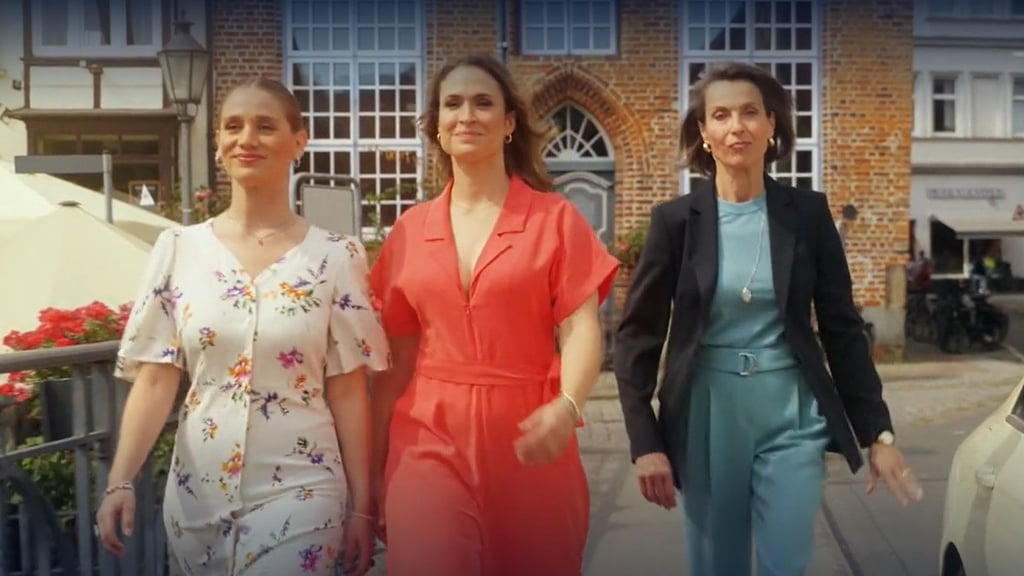 Die ARD-Telenovelas "Rote Rosen" und "Sturm der Liebe" gehen in die Sommerpause.