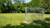 In Magdeburg ist ein neuer Bolzplatz für die Sommerzeit entstanden. Hier kann ab sofort Fußball gespielt werden.