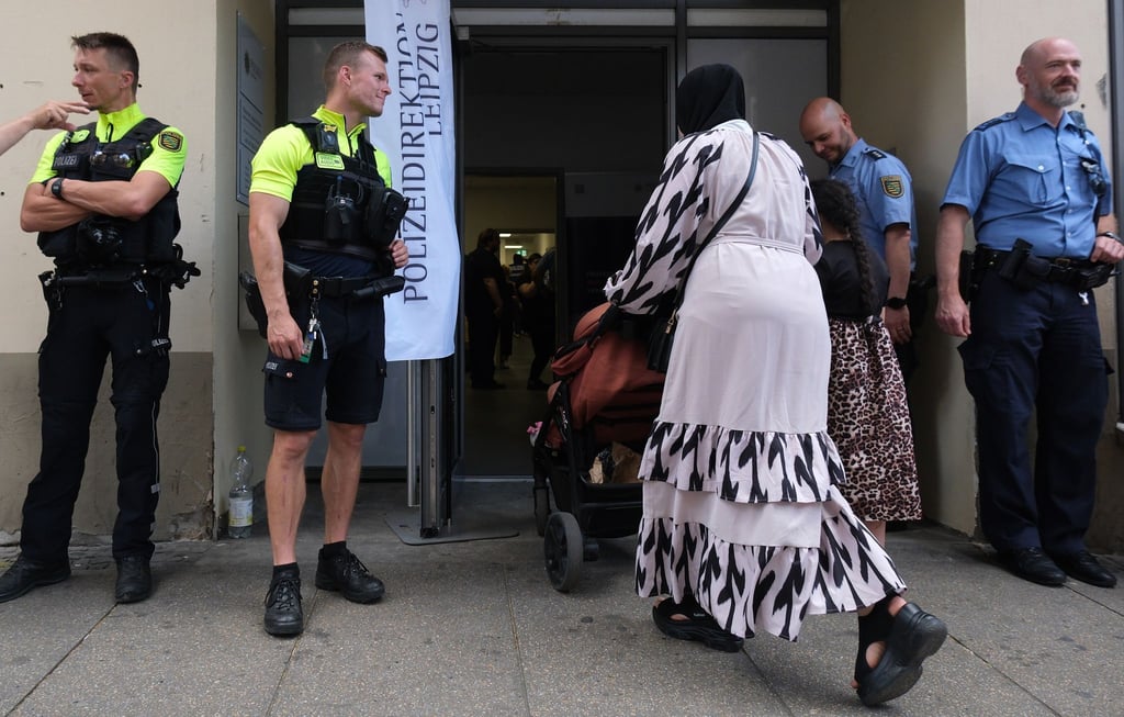 Ein Polizeiposten eröffnet in Sachsens einziger Waffenverbotszone