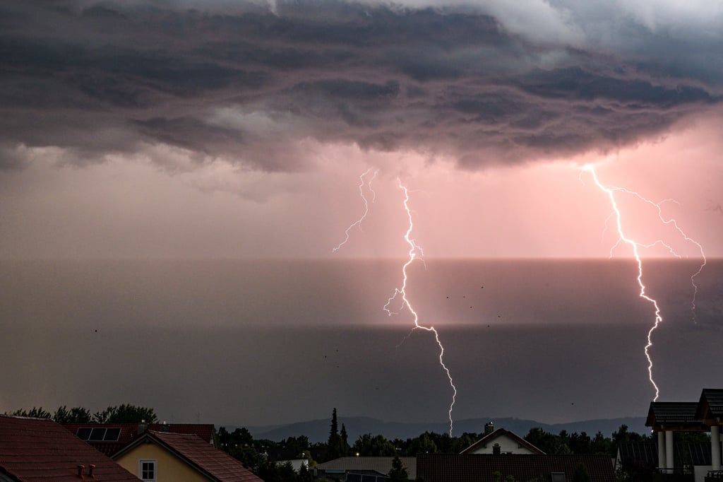 Sommerliche Temperaturen erwartet der Wetterdienst auch in dieser Woche für Sachsen-Anhalt. Es drohen im Verlauf allerdings Gewitter.
