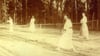 Foto aus dem Archiv des Tennisclubs: Um 1910 war der erste tennisplatz an der Gaststätte "Am Weinberg" entstanden. 