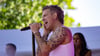 Seine Tour füllt Arenen und Stadien: Jetzt kommt Robbie Williams ins Ruhrgebiet. (Archivbild)