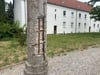 In Magdeburg gibt es gleich mehrere Straßenlaternen, die desolat aussehen. Anwohner sorgen sich um ihre Sicherheit. 