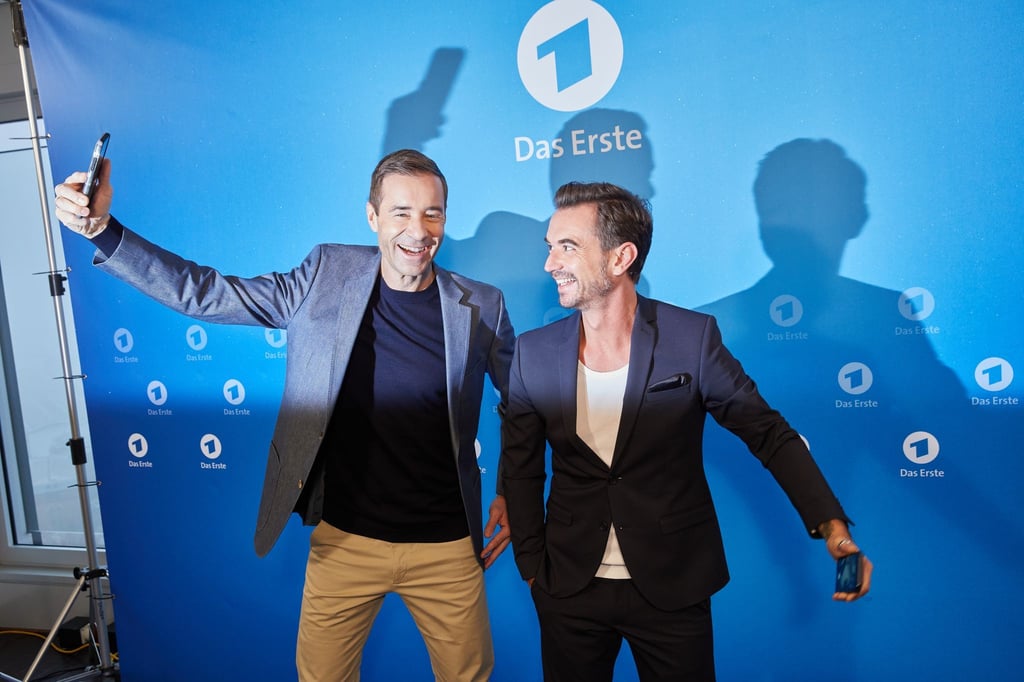 Kai Pflaume und Florian Silbereisen moderieren Goldene Henne (Archivbild).