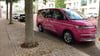 In Magdeburg sorgte das knallpinke Auto von "Shopping Queen" für Aufsehen. Aktuell finden die Dreharbeiten für die Vox-Show statt.