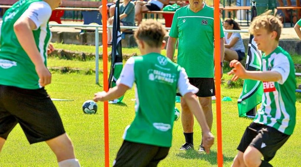 Die Kinder waren beim Traningscamp begeistert bei der Sache.