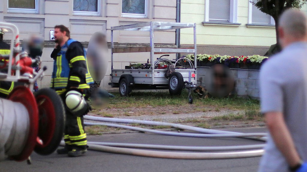 Bei einem Feuerwehreinsatz am 25. Juni 2025 an der Tangermünder Straße in Stendal ist Diebesgut gefunden worden. Die Polizei stellte es sicher.