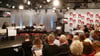 Die Schreibtalente stellen sich einer kritischen Jury und dem Live-Publikum.