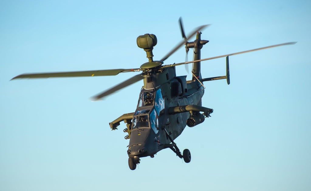 Eingesetzt werden vier Kampfhubschrauber und ein Übungshubschrauber. (Symbolbild)