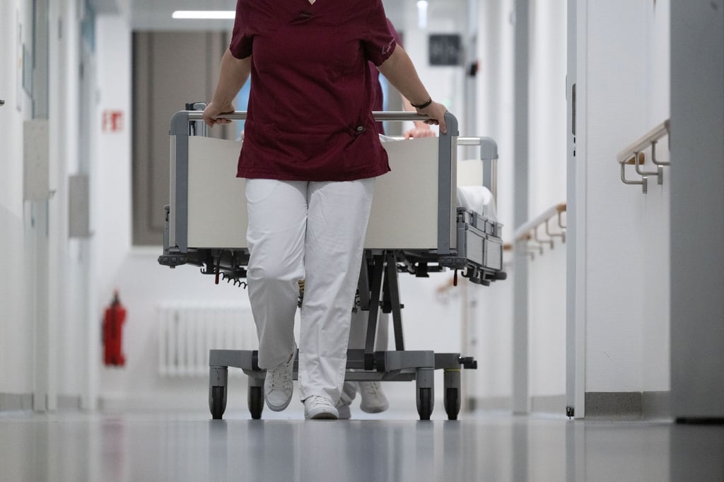 Die Zahl der Pflege-Azubis, die ihre Ausbildung erfolgreich beenden, stagniert in Thüringen (Symbolfoto).
