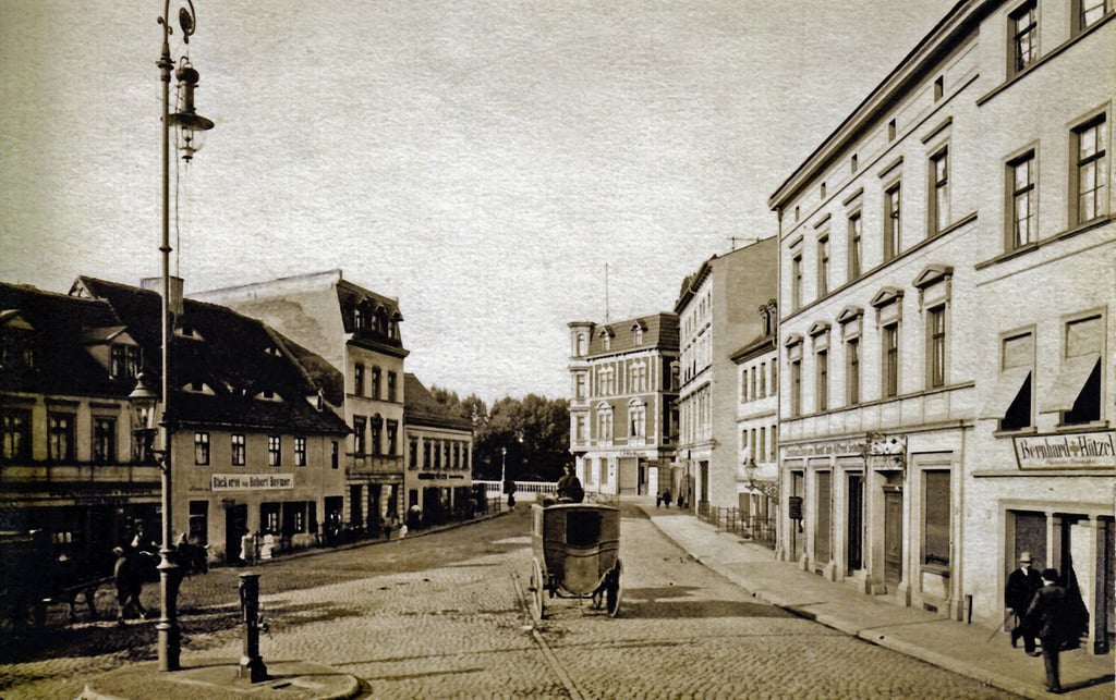 Welch schöner Blick: Kurz nach 1900 entstand diese Aufnahme mit den Häusern auf der Ostseite der Wasservorstadt bis zur Nummer 18.