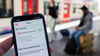 Nutzerinnen und Nutzer müssen sich ab 2029 auf einen deutlich höheren Preis beim Deutschlandticket einstellen. (Symbolbild)