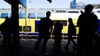 Die Landesregierung will mit dem Azubi-Ticket mehr junge Menschen in den Nahverkehr bringen. (Archivbild)