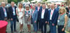 Vorstand, Geschäftsführung und Gäste des Sommerfestes bei Pro M Magdeburg.