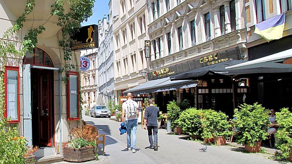 Dieser Bereich der Kleinen Ulrichstraße soll ab 11 Uhr für Autos gesperrt sein.