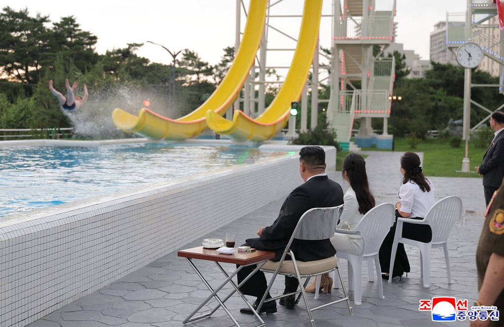 Machthaber Kim Jong Un weiht eine neue Touristenanlage an der nordkoreanischen Ostküste ein.