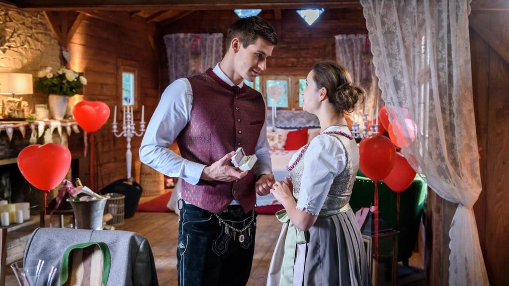 Vor der Sommerpause wird es bei der ARD-Serie "Sturm der Liebe" nochmal richtig spannend.