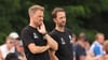 Cheftrainer Markus Fiedler (stehend links) und der FCM haben andere Pläne für den Sommer.