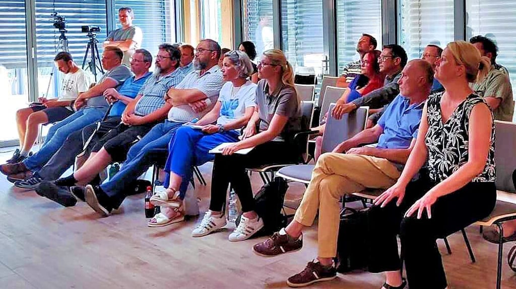 Rund 30 Menschen nahmen am Zukunftsdialog im Burtschützer Hof teil, darunter auch mehrere Bürgermeister und Vertreter der Kreisverwaltung.