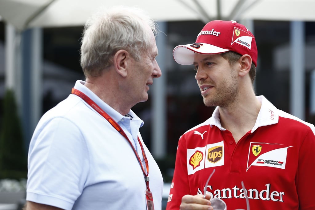 Sebastian Vettel (r) und Helmut Marko verstehen sich noch immer bestens.