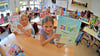 Die Zweitklässer der Grundschule in Mehringen freuen sich über ihre Zeugnisse – jetzt können die Ferien starten. 