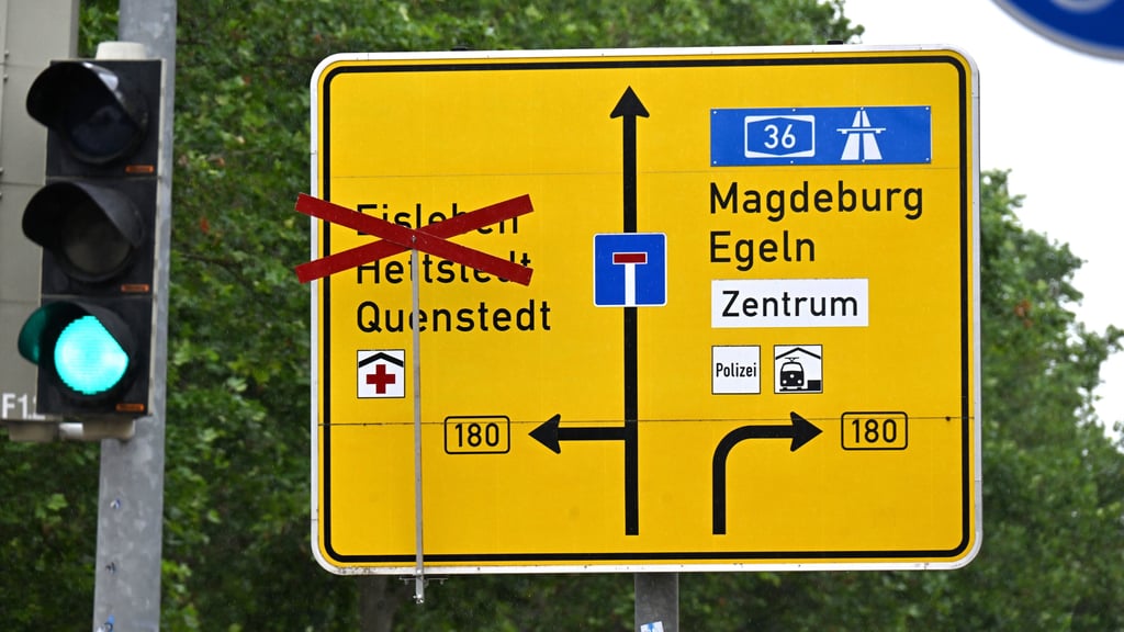 Die B180 wird wegen Sanierungsarbeiten zwischen Aschersleben und Quenstedt bis zum Ende der Sommerferien voll gesperrt.