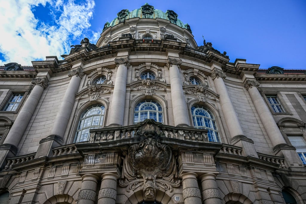 Zur Oberbürgermeisterwahl in Potsdam könnten mindestens vier Kandidatinnen oder Kandidaten antreten (Archivbild).