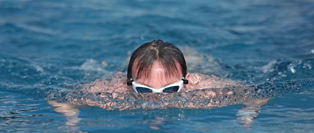 Die Freibadsaison in Sachsen-Anhalt ist wegen der hohen Temperaturen in vollem Gange. Zum Teil müssen Besucher aber mehr Eintritt als bisher bezahlen.
