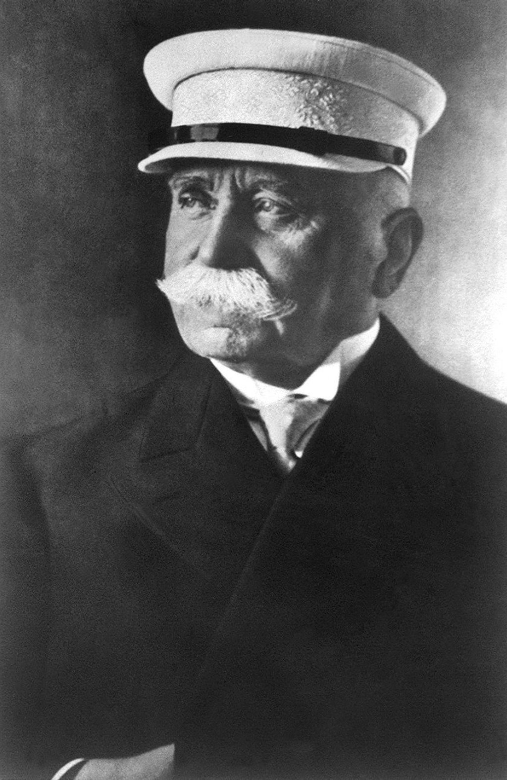 Graf von Zeppelin schrieb Geschichte mit seinen Luftschiffen. (Archivbild)