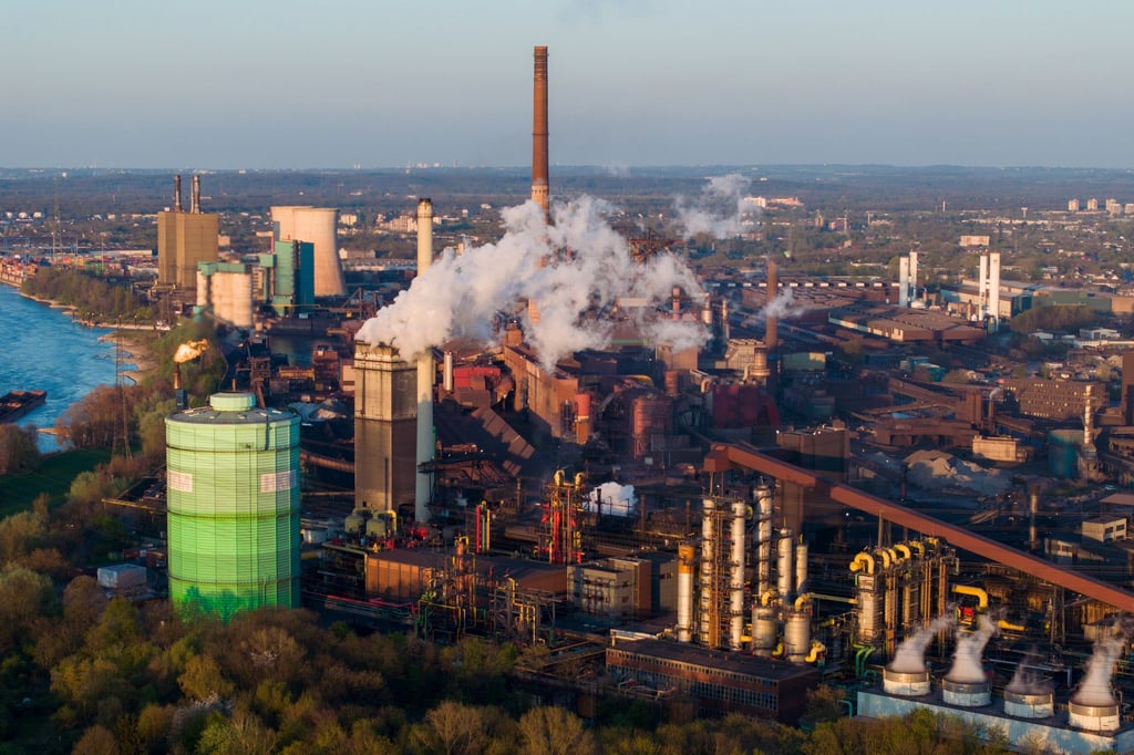 Der Stahlkonzern Salzgitter will noch in diesem Sommer entscheiden, was mit seiner HKM-Beteiligung geschehen soll.