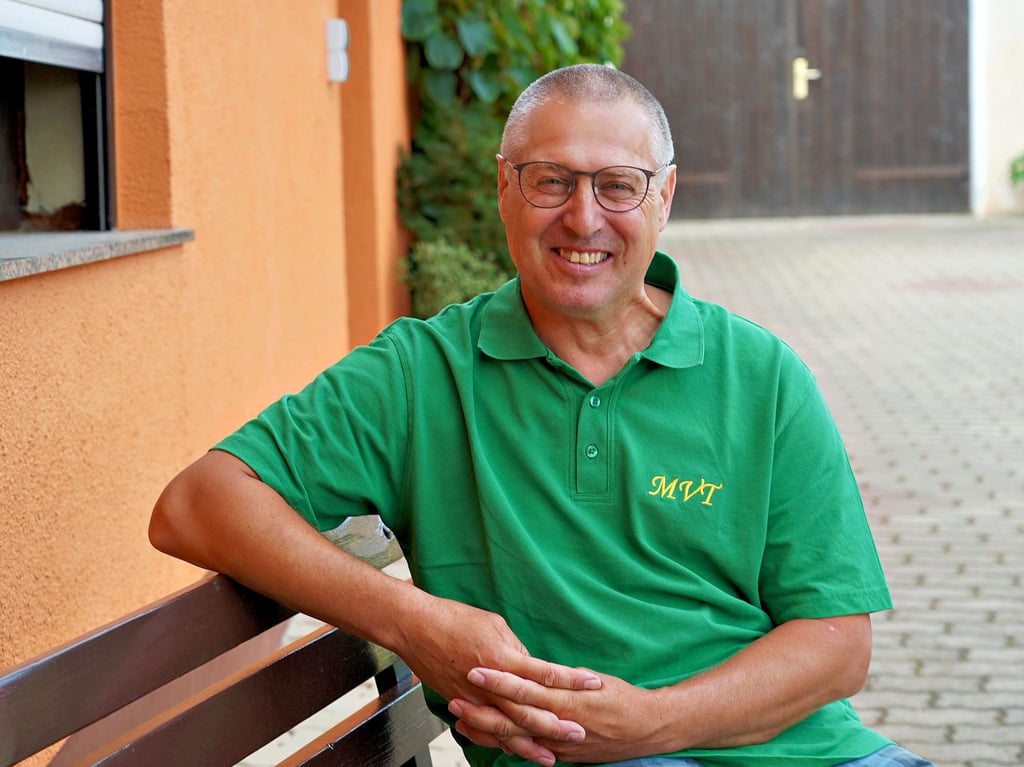 Ralf Schneider vom Männerverein „Felsenfest“ Tröbsdorf freut sich auf viele schöne Veranstaltungstermine im Juli.