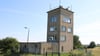 Der ehemalige DDR-Grenzturm in Cumlosen in der Prignitz wurde versteigert.