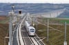 Von Steigra aus könnten Beobachter die Züge auf der Testfahrt über die Unstrutalbrücke erspähen. 