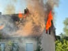 Als die Feuerwehr eintraf, schlugen bereits Flammen aus dem Haus.