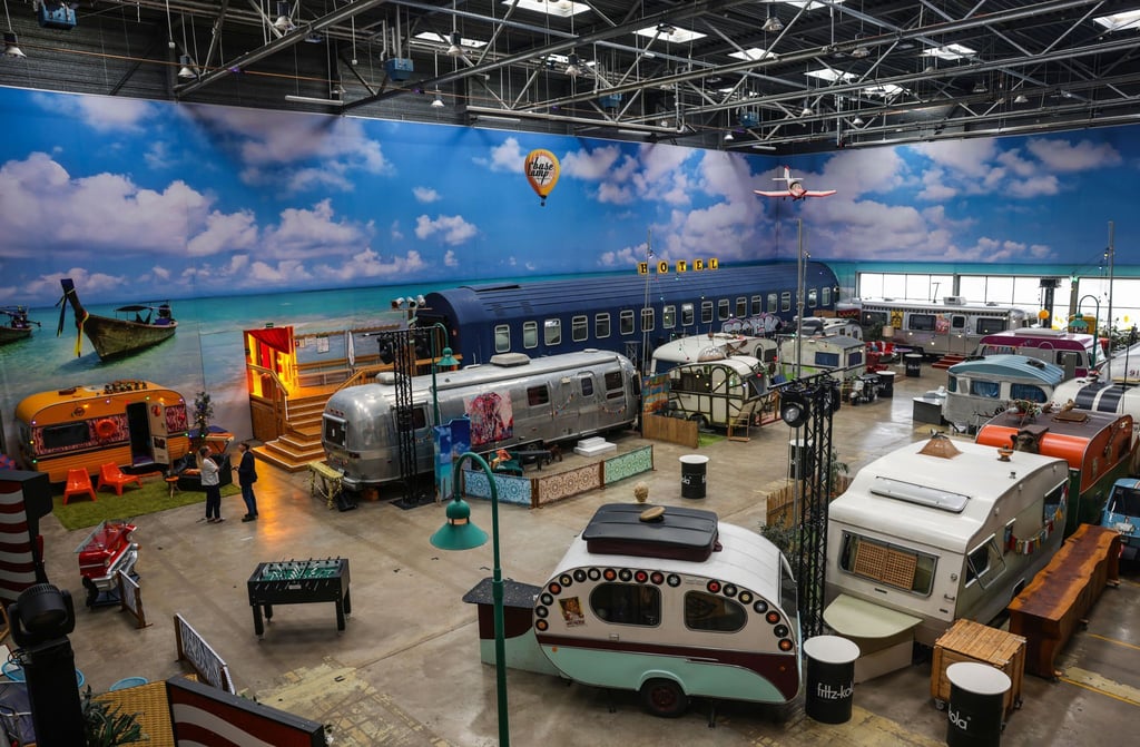 Nass werden kann man nicht: Das Basecamp in Bonn garantiert Trocken-Camping.