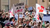 Die Bildungsgewerkschaft GEW zeigt sich offen für Gespräche über Lehrerstellen, bleibt aber bei ihrer Kritik am Haushalt (Archivbild).