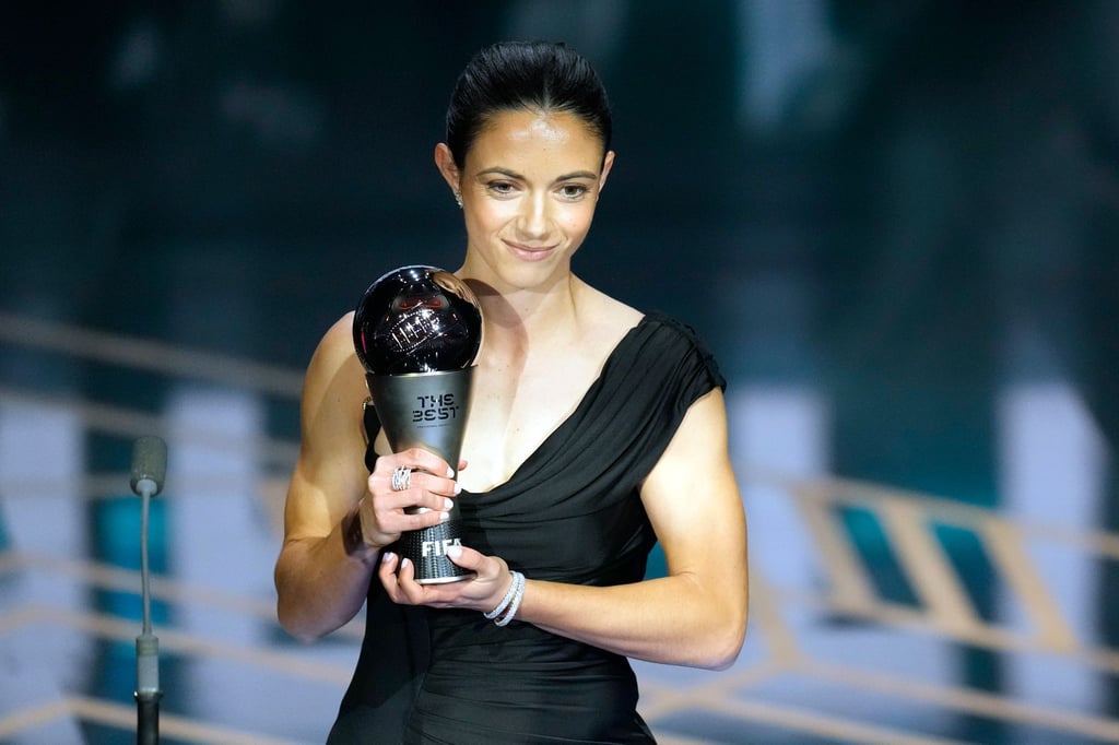 Weltfußballerin Aitana Bonmati wird wohl doch bei der EM auflaufen.