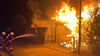 Ein Pkw- und Carportbrand im Drosselweg hat die Ascherslebener Feuerwehr am spätenSonnabendabend gefordert.